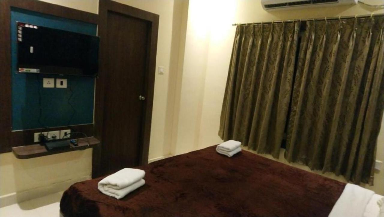 Town Hotel